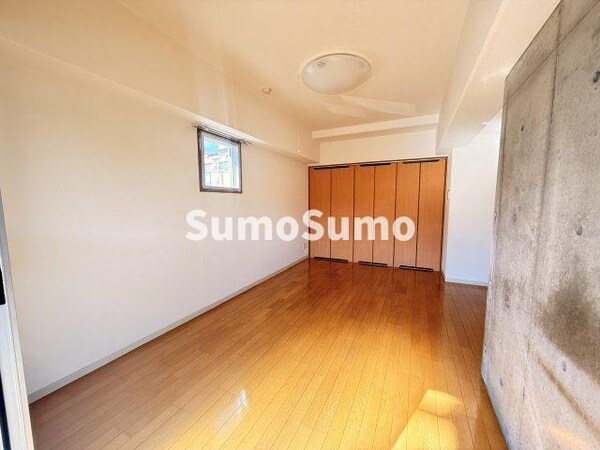 居室(ゆったりとしたリビングです)