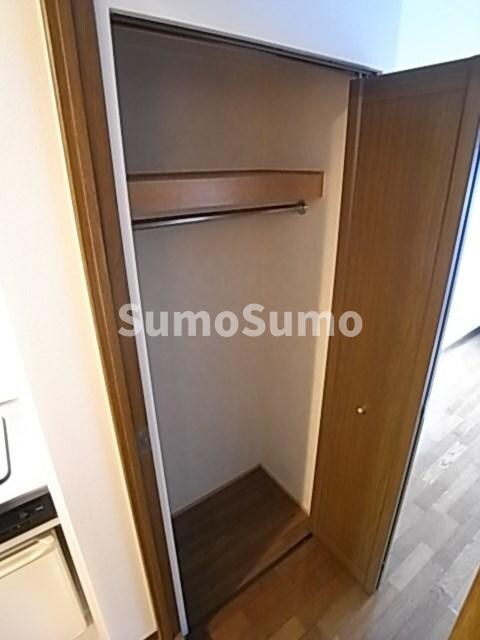 物件内観写真15　(こまごまとしたものを収納できそうですね)