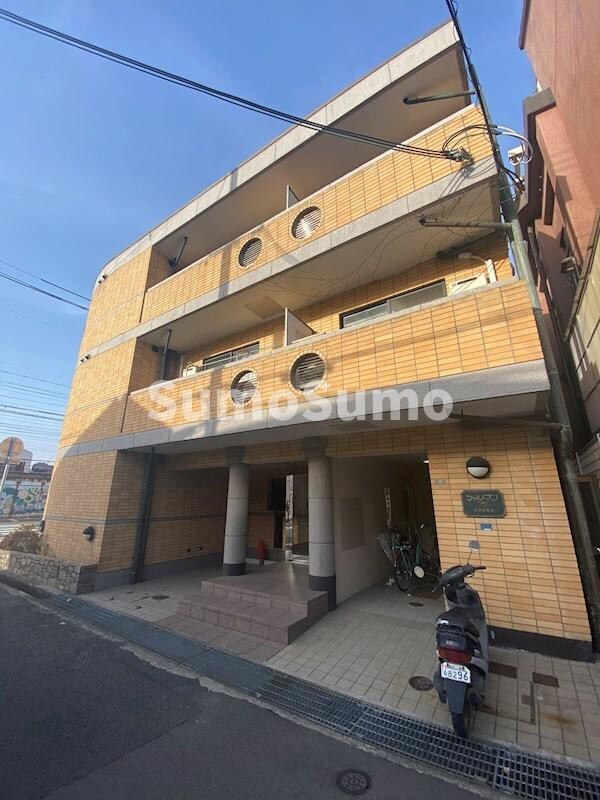 物件外観写真1　(外観もきれいです)