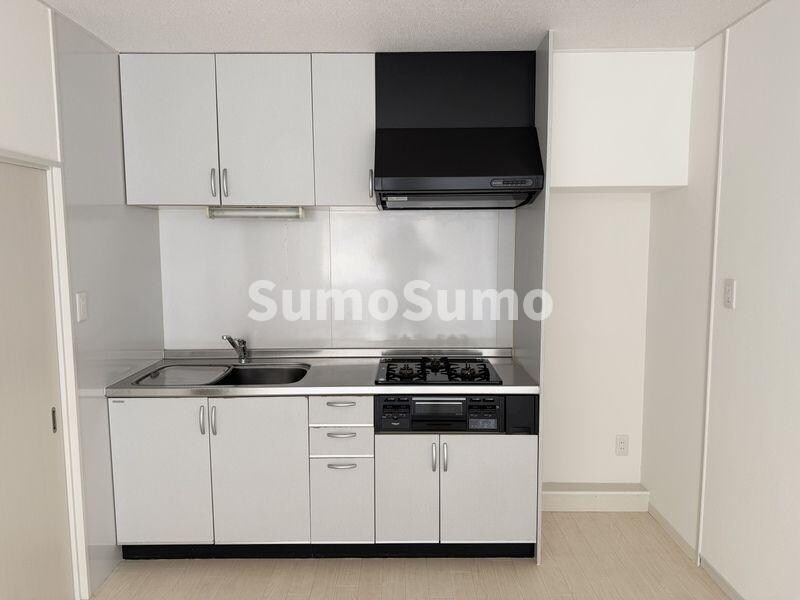 物件内観写真5　(使いやすいキッチンです)