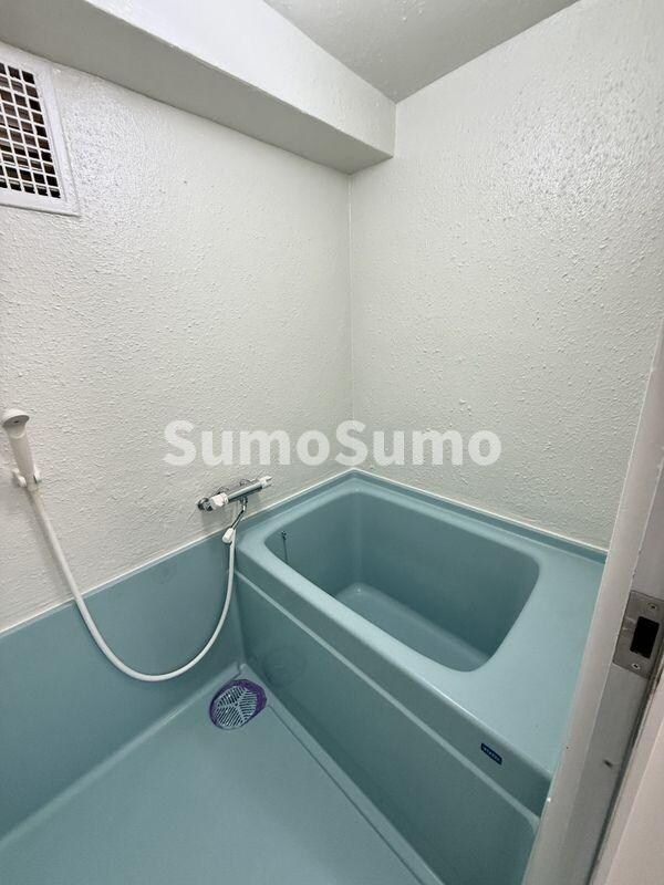 物件内観写真7　(落ち着いた空間のお風呂です)