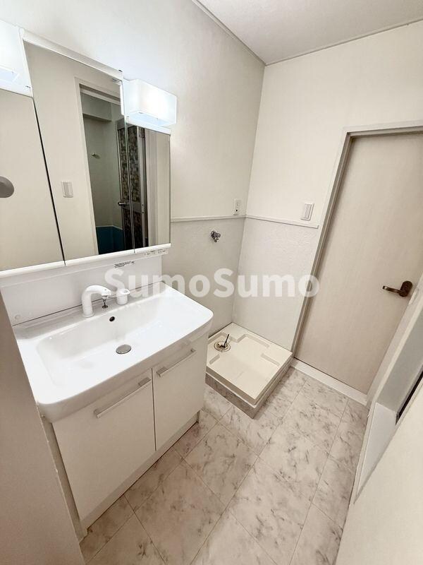 物件内観写真9　(使いやすい洗面所です)