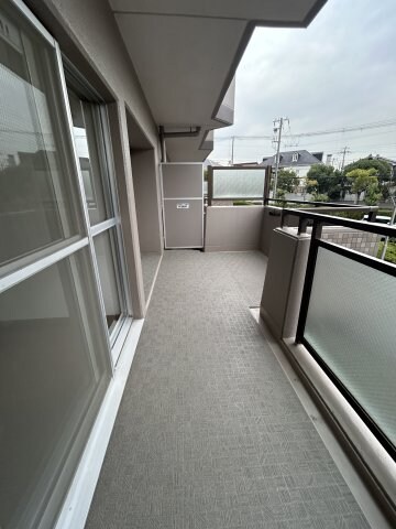 物件内観写真20　(バルコニーがあります)