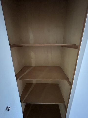 物件内観写真28　(小物を収納するのに便利です)