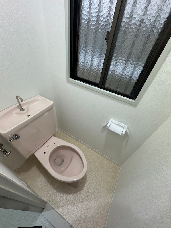 物件内観写真11　(トイレも気になるポイント)