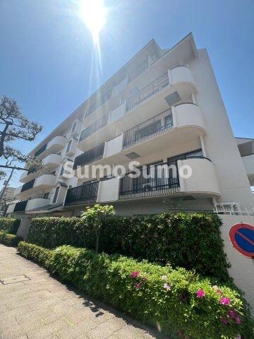 物件外観写真1　(外はこのようになっています)