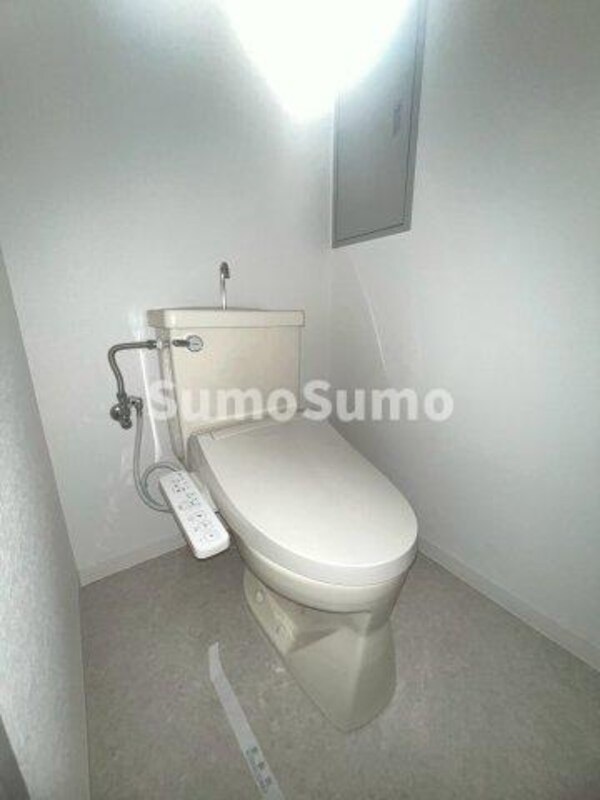 トイレ(コンパクトで使いやすいトイレです)