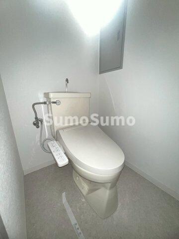 物件内観写真11　(コンパクトで使いやすいトイレです)