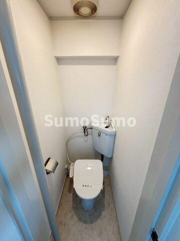 物件内観写真11　(シンプルで使いやすいトイレです)