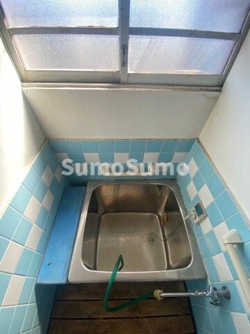 物件内観写真14　(日々の疲れを癒すお風呂付です)