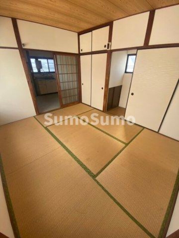 和室(明るい和室です)