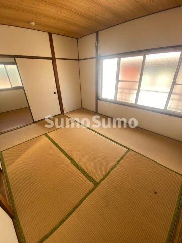 物件内観写真18　(来客時にも便利な和室付き)