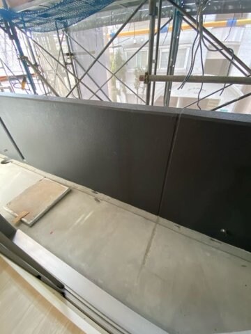 物件内観写真7　(お洗濯にも便利なバルコニー付き)