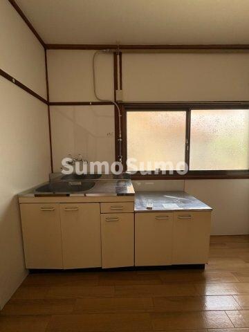 物件内観写真2　(使いやすいキッチンです)