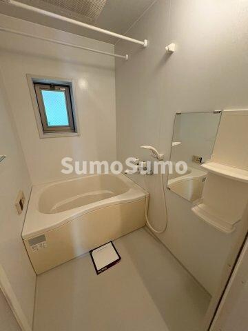 物件内観写真8　(きれいなお風呂です)