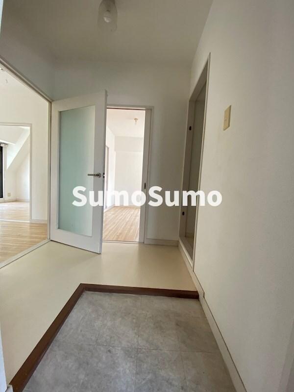 玄関(玄関です)