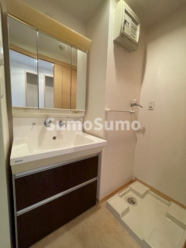 物件内観写真10　(使いやすい洗面所です)