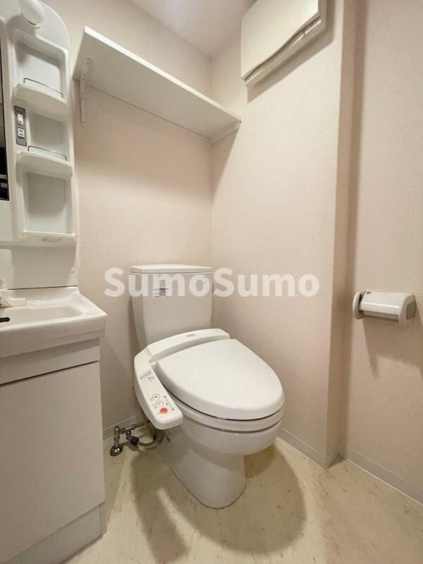 物件内観写真8　(トイレもきれいです)