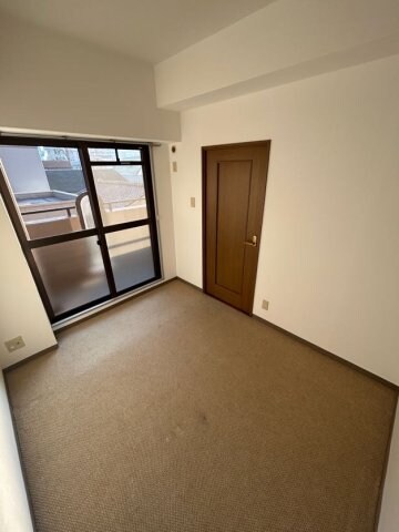 物件内観写真6　(落ち着いて過ごせるお部屋なので、寝室にいかがでしょうか)