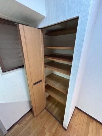 物件内観写真12　(十分な収納スペースがあります)
