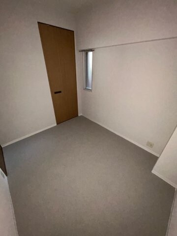 物件内観写真24　(コンパクトで使いやすい洋室です)