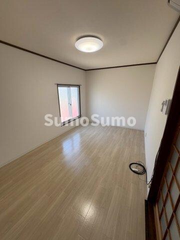 物件内観写真16　(ゆったり過ごせるリビングです)