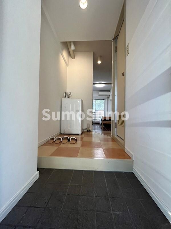 物件内観写真2　(玄関です)