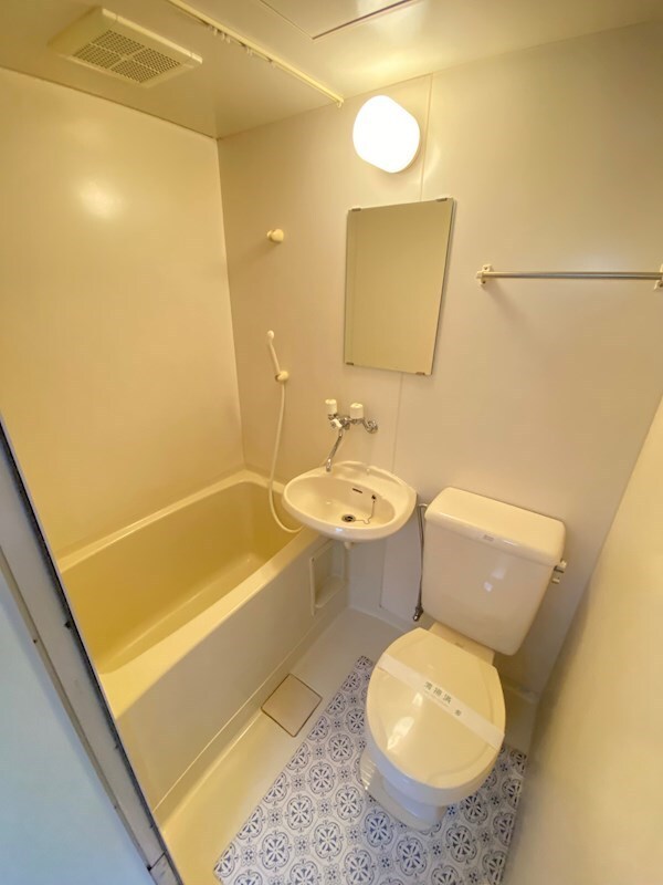 物件内観写真6　(ゆったり過ごせるお風呂です)