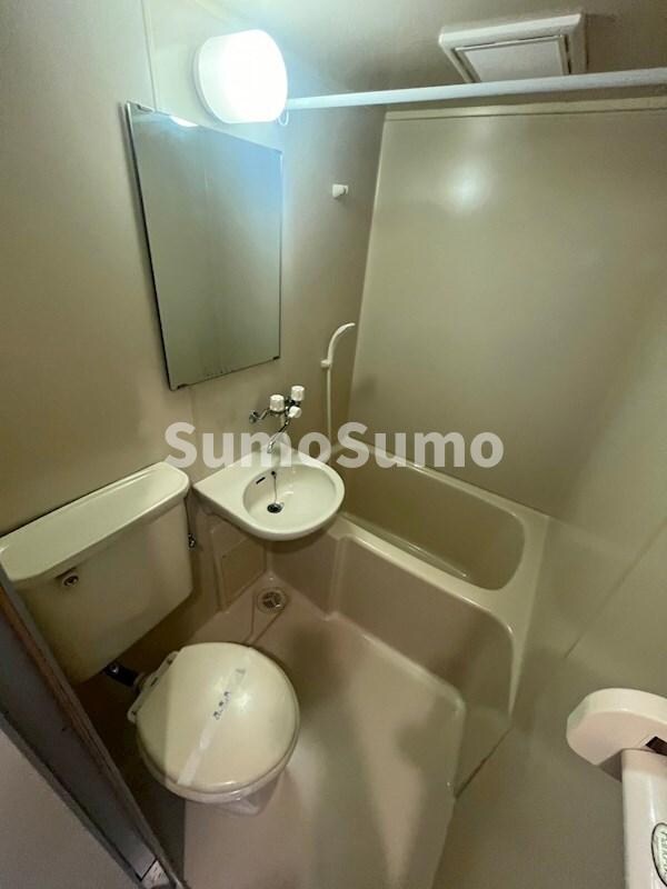 物件内観写真22　(日々の疲れを癒すお風呂付です)