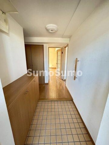 物件内観写真3　(毎日通る玄関はこちらです)