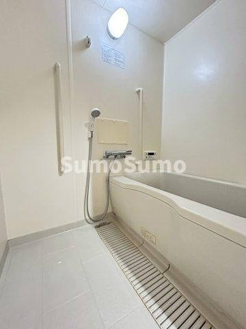 物件内観写真8　(お風呂で日々の疲れを落としましょう)