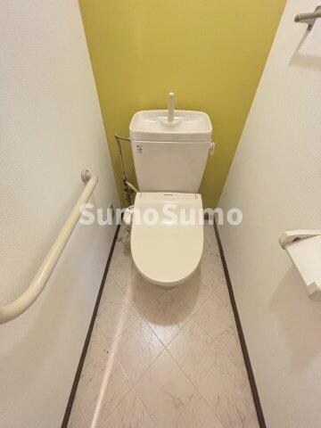 物件内観写真4　(清潔感のあるトイレです)