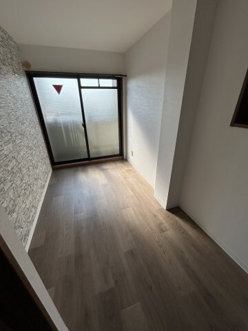 物件内観写真16　(落ち着いて過ごせるお部屋なので、寝室にいかがでしょうか)