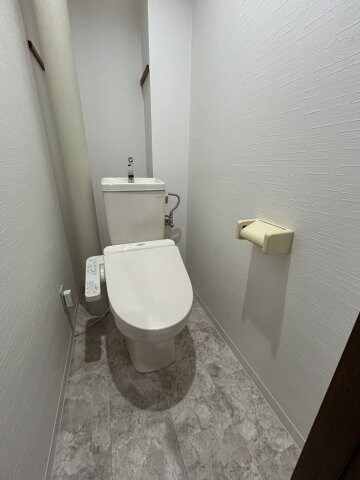 物件内観写真24　(落ち着いたトイレです)