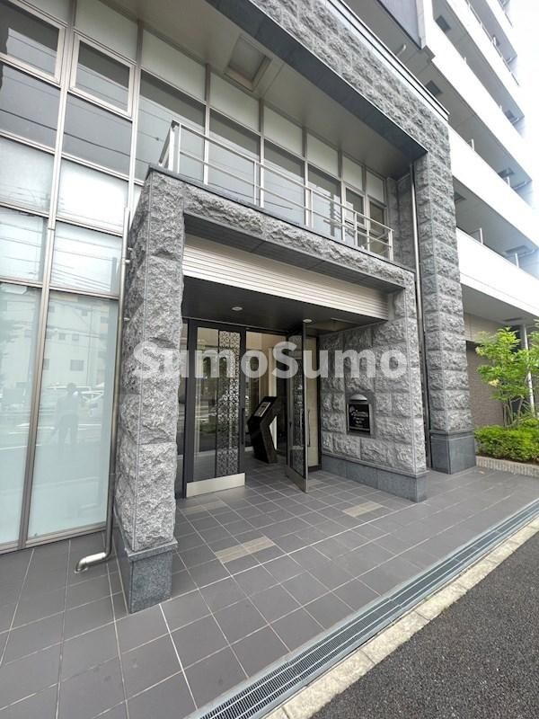 物件外観写真2　(毎日通るエントランスはこのようになっています)