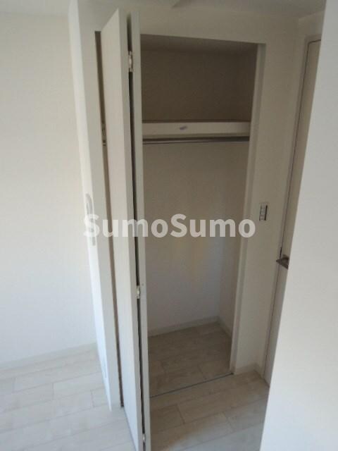 物件内観写真14　(便利な収納スペースです)