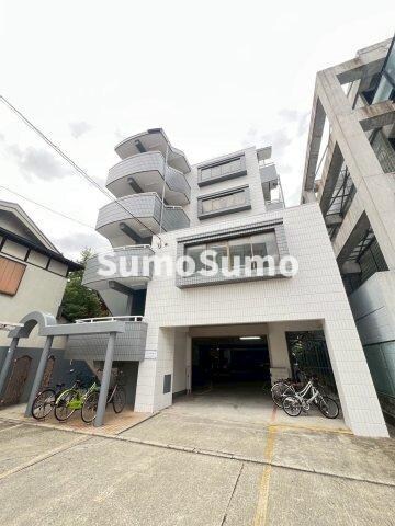 LakiaApartment夙川の物件外観写真