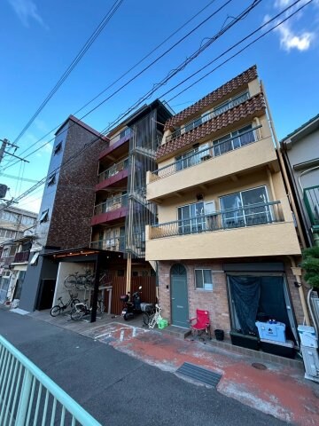 物件外観写真1　(外観もきれいです)