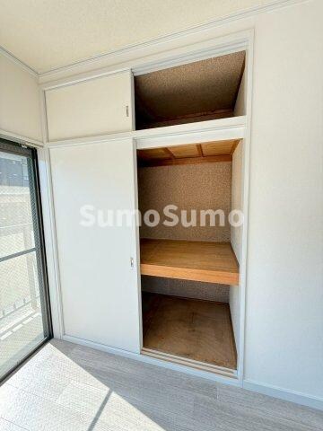 物件内観写真12　(こまごまとしたものを収納できそうですね)