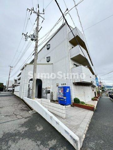 物件外観写真1　(物件の外観です)