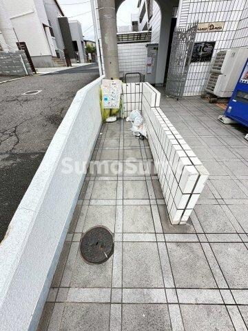 物件外観写真2　(カースペースがあります)