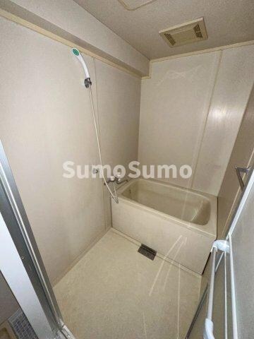 物件内観写真9　(きれいなお風呂です)