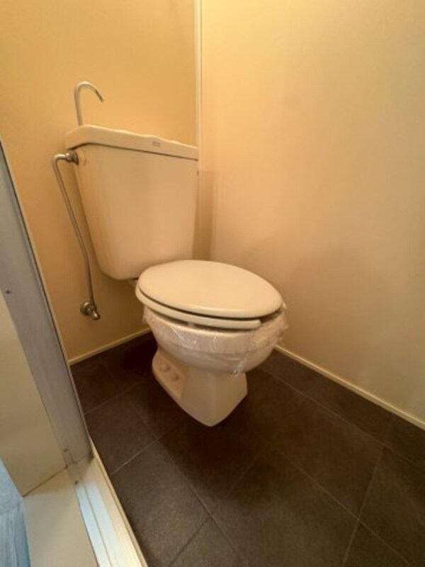 トイレ(シンプルで使いやすいトイレです)