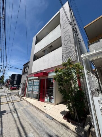 物件外観写真1　(建物外観を気になさる方へ、見た目の良い物件です)