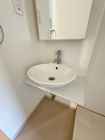 物件内観写真15　(洗面所です)