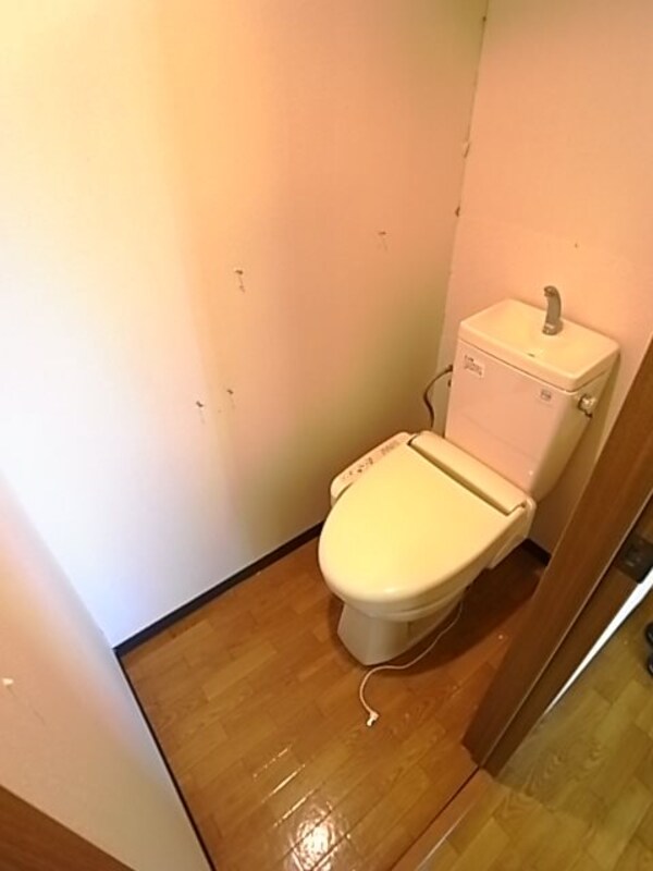 トイレ(落ち着いたトイレです)