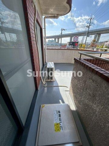 物件内観写真12　(落ち着いた時間を過ごせるバルコニーです)