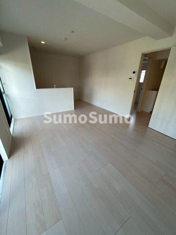 物件内観写真18　(ゆったり過ごせるリビングです)