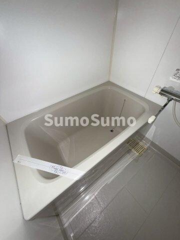 物件内観写真14　(ゆったり過ごせるお風呂です)