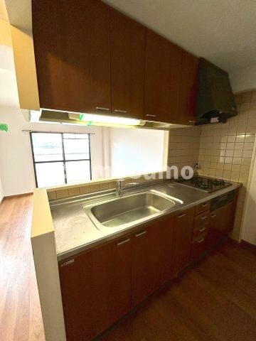 物件内観写真7　(キッチンでお料理をお楽しみください)